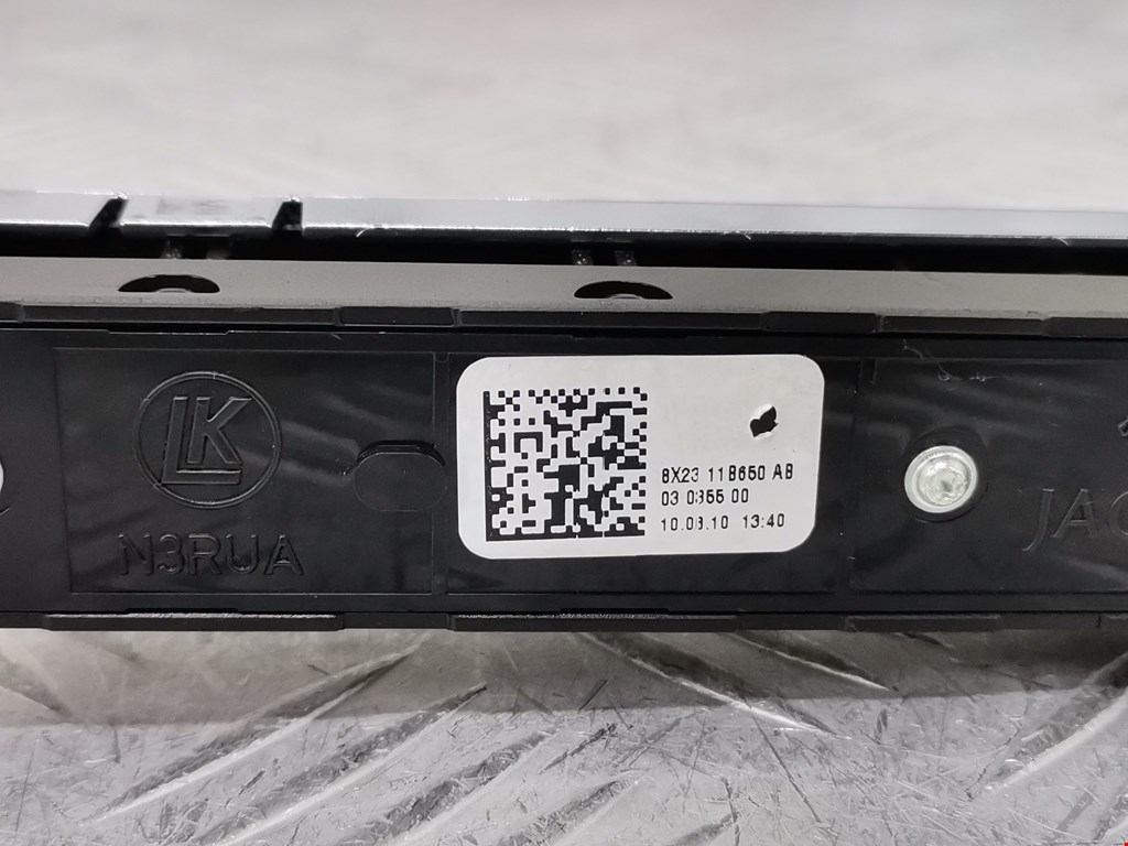 Кнопка аварийной сигнализации (аварийки) JAGUAR XF X250 2007-2015