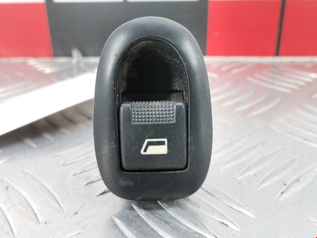 Кнопка стеклоподъемника PEUGEOT 406 1995-1999