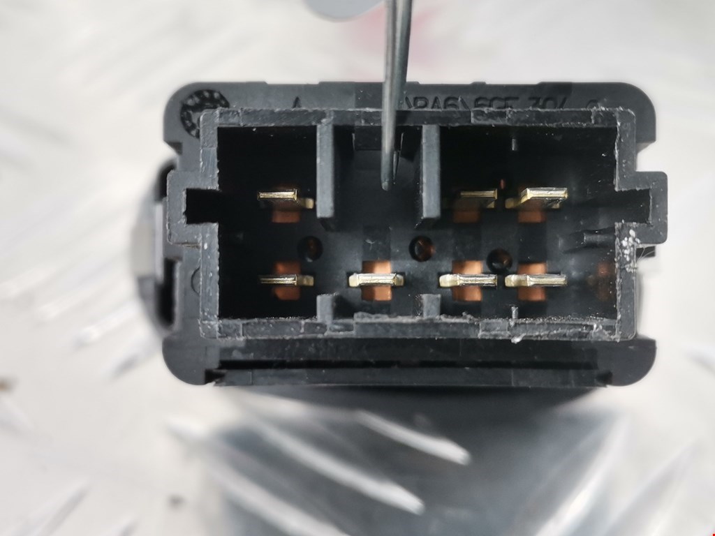 Кнопка стеклоподъемника PEUGEOT 406 1995-1999