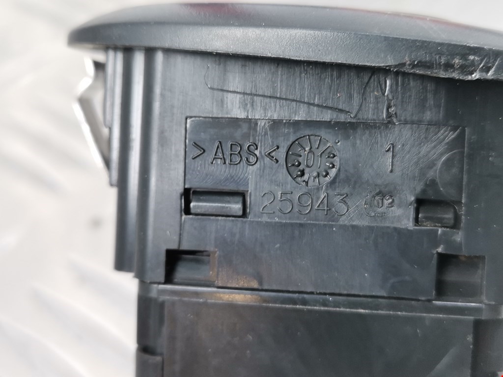 Кнопка стеклоподъемника PEUGEOT 406 1995-1999