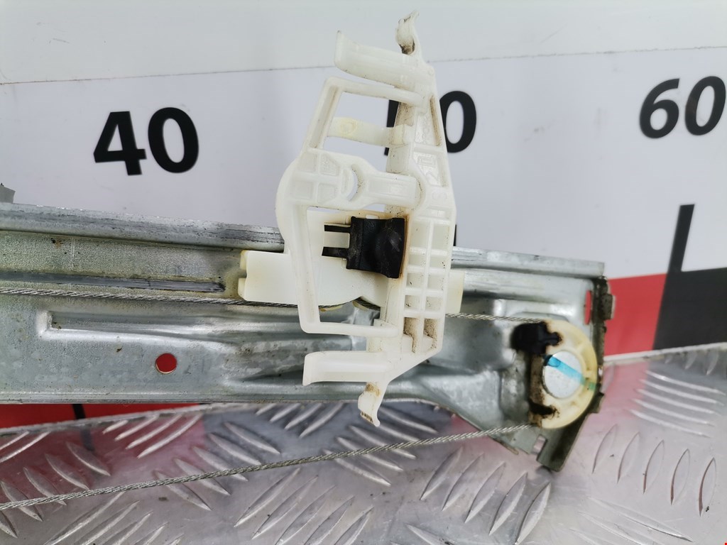 Стеклоподъемник задний правый LANCIA Delta III (844) 2008-2014