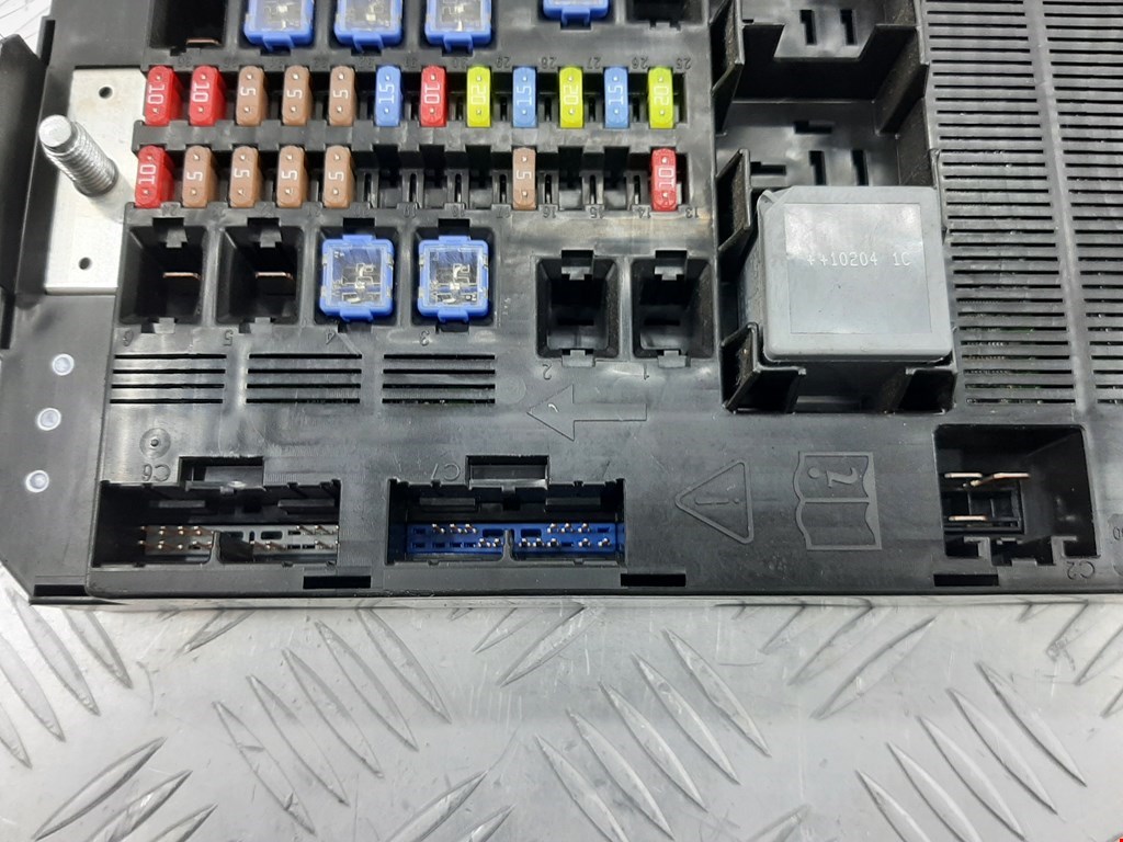 Датчик уровня в бачок омывателя JAGUAR XF X250 2007-2015