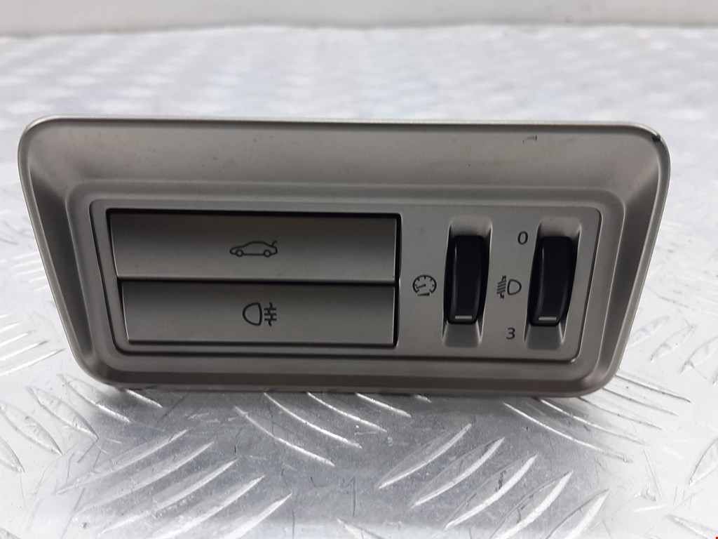 Кнопка открытия багажника Jaguar XF (X250) (2007-2015)
