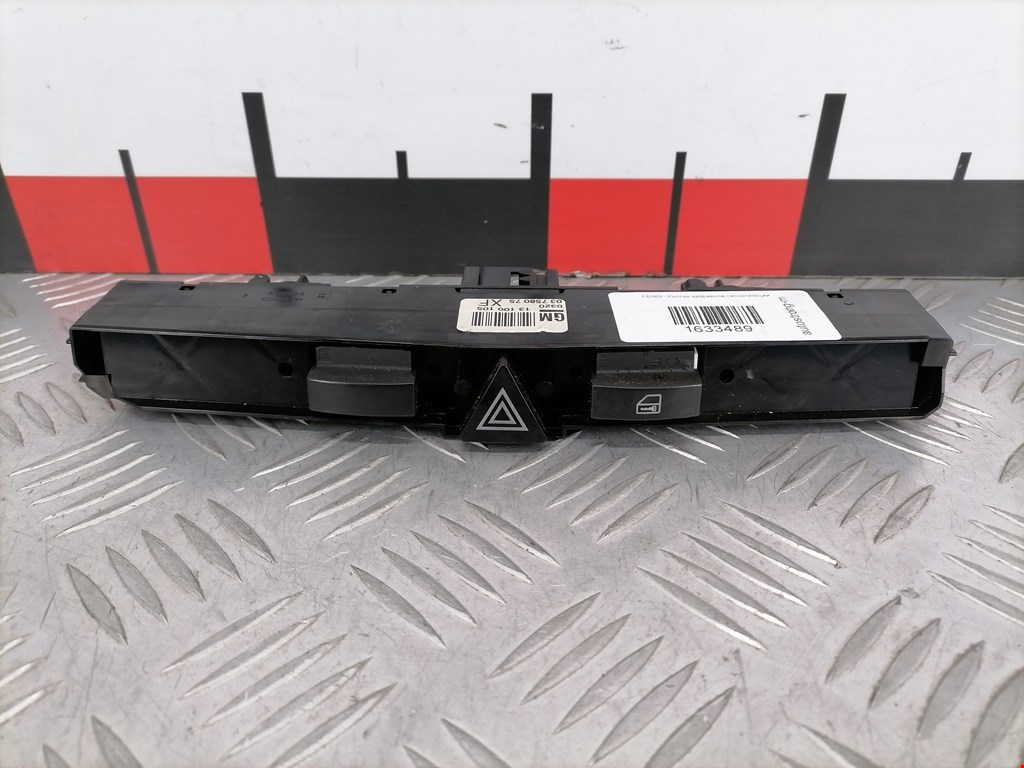 Кнопка аварийной сигнализации (аварийки) OPEL Zafira B 2005-2012