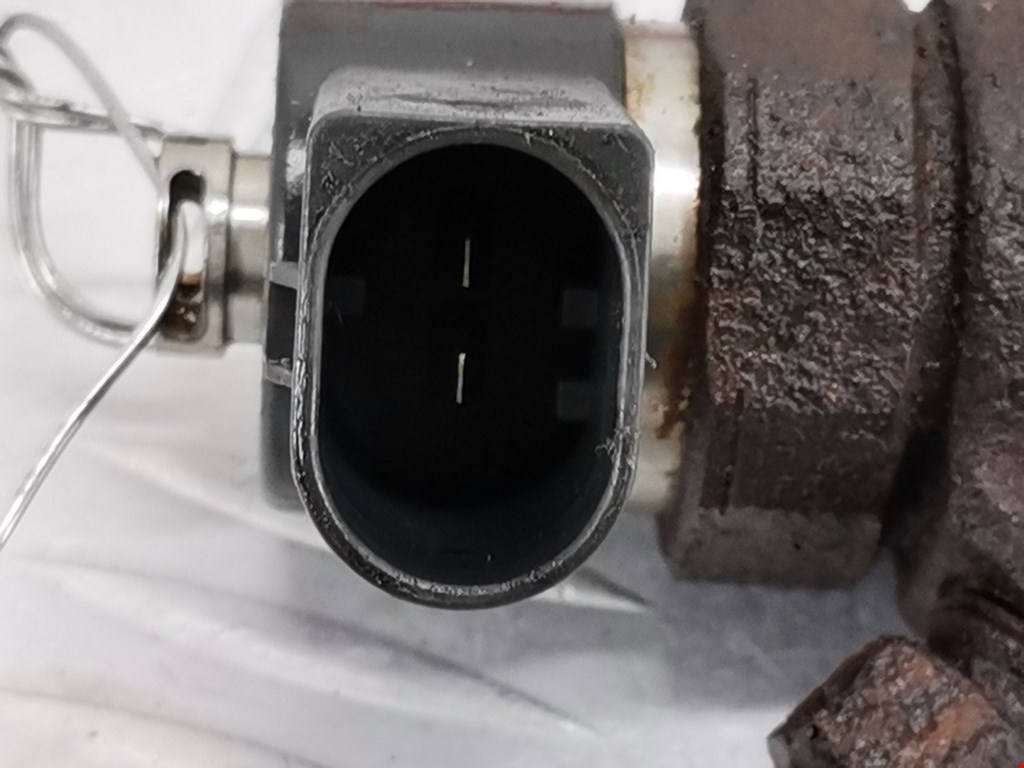 Форсунка дизельная электрическая AUDI A8 D3 2003-2010