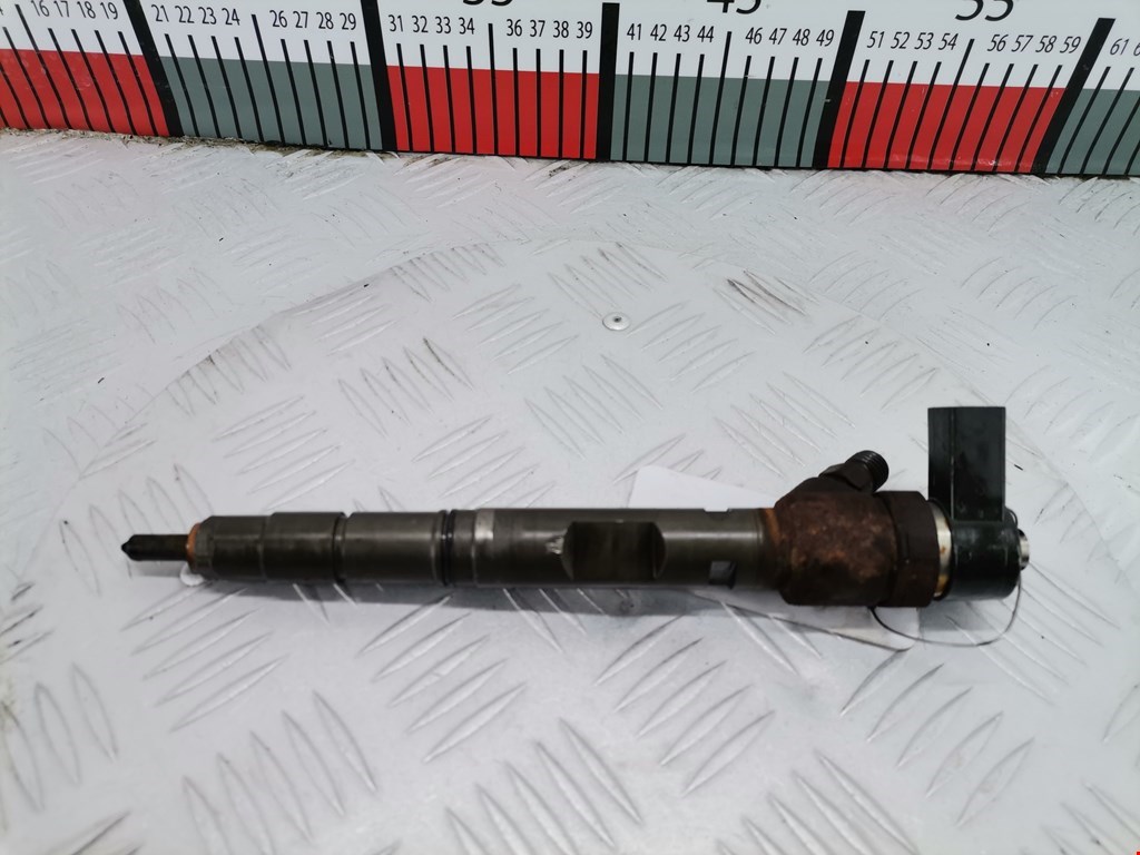 Форсунка дизельная электрическая AUDI A8 D3 2003-2010