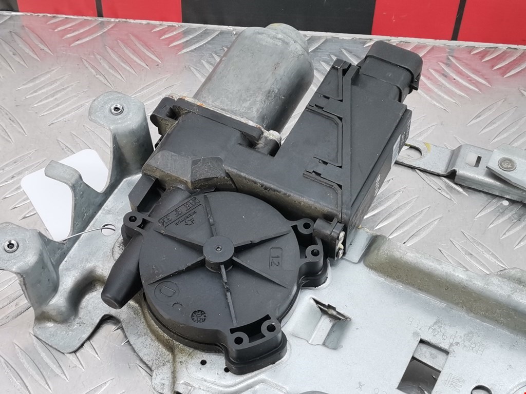 Стеклоподъемник передний левый OPEL Meriva A 2003-2010