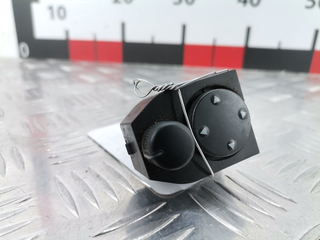 Блок управления зеркалами AUDI A4 B5 1995-2001