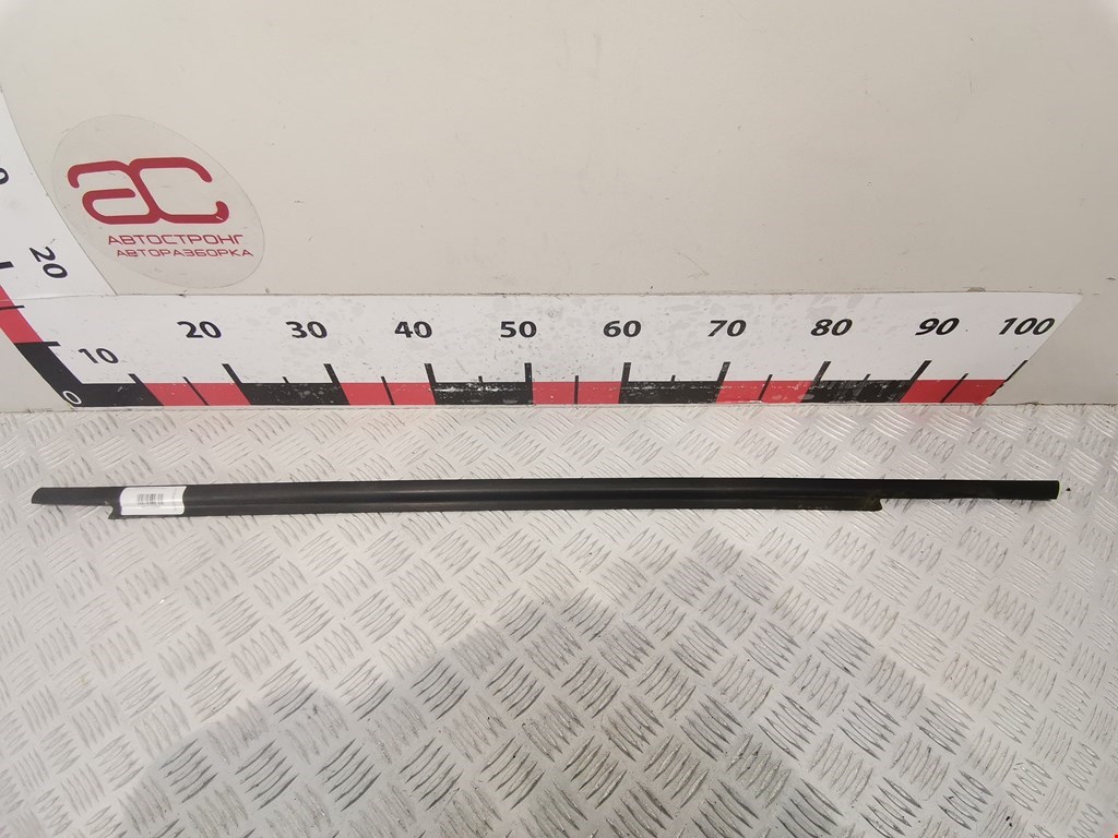 Накладка декоративная (молдинг) стекла двери передней левой Opel Meriva A (2003-2010)