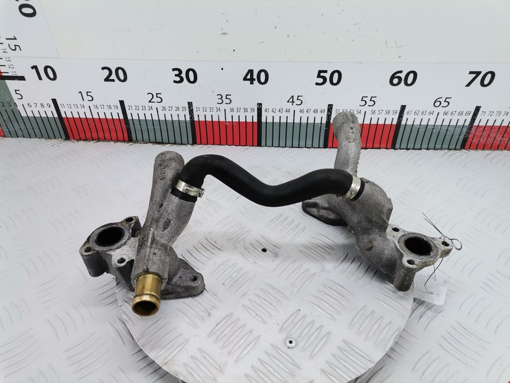 Тройник системы охлаждения AUDI A8 D3 2003-2010