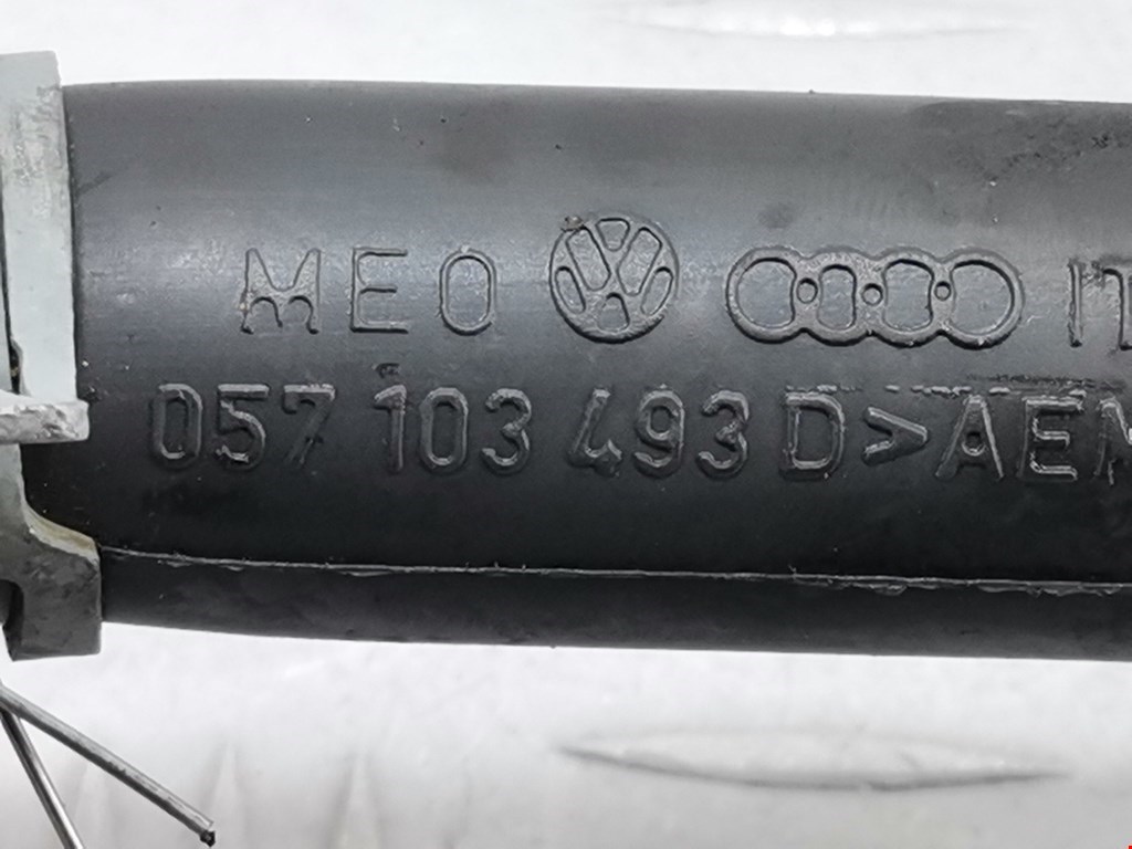 Трубка картерных газов AUDI A8 D3 2003-2010