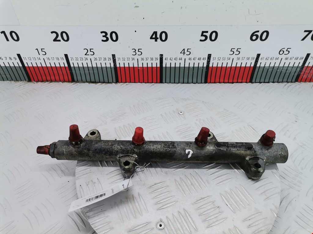 Рампа топливная (рейка) AUDI A8 D3 2003-2010