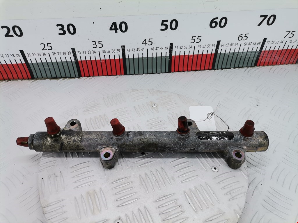 Рампа топливная (рейка) AUDI A8 D3 2003-2010