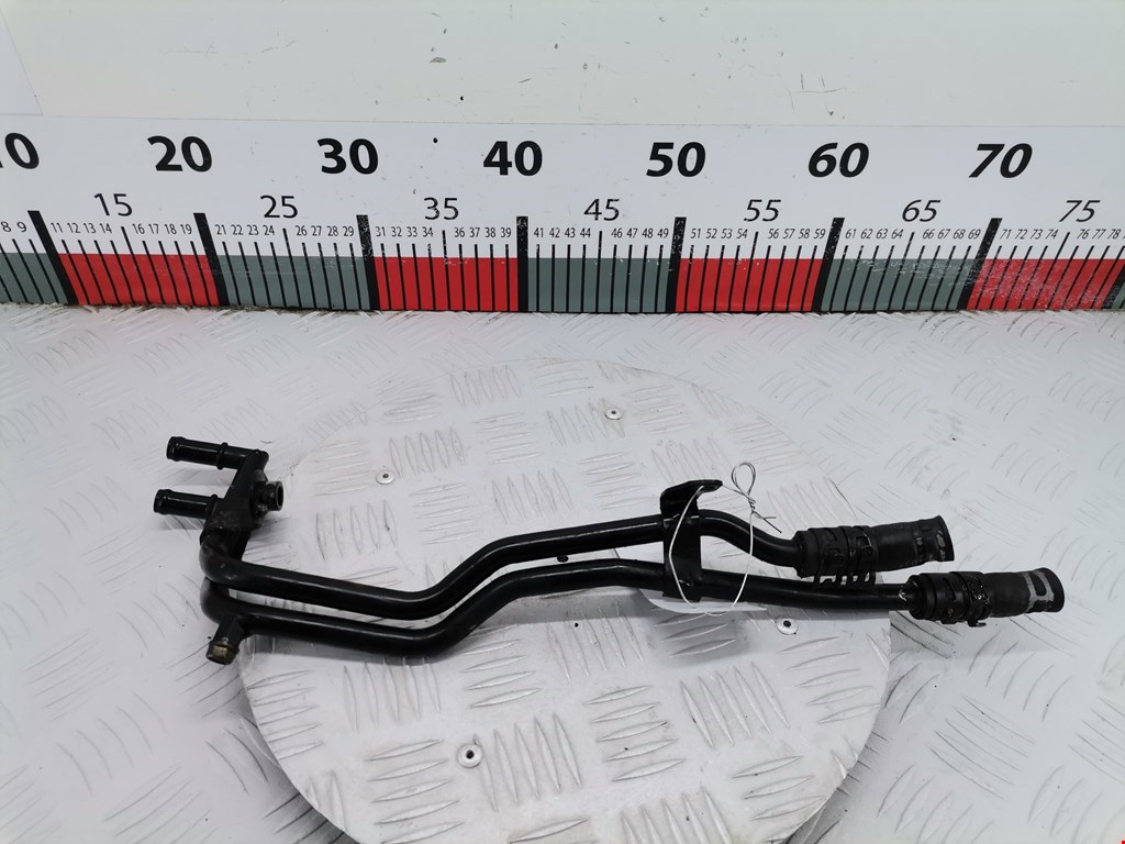 Патрубок AUDI A8 D3 2003-2010