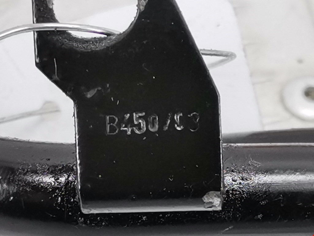 Патрубок AUDI A8 D3 2003-2010