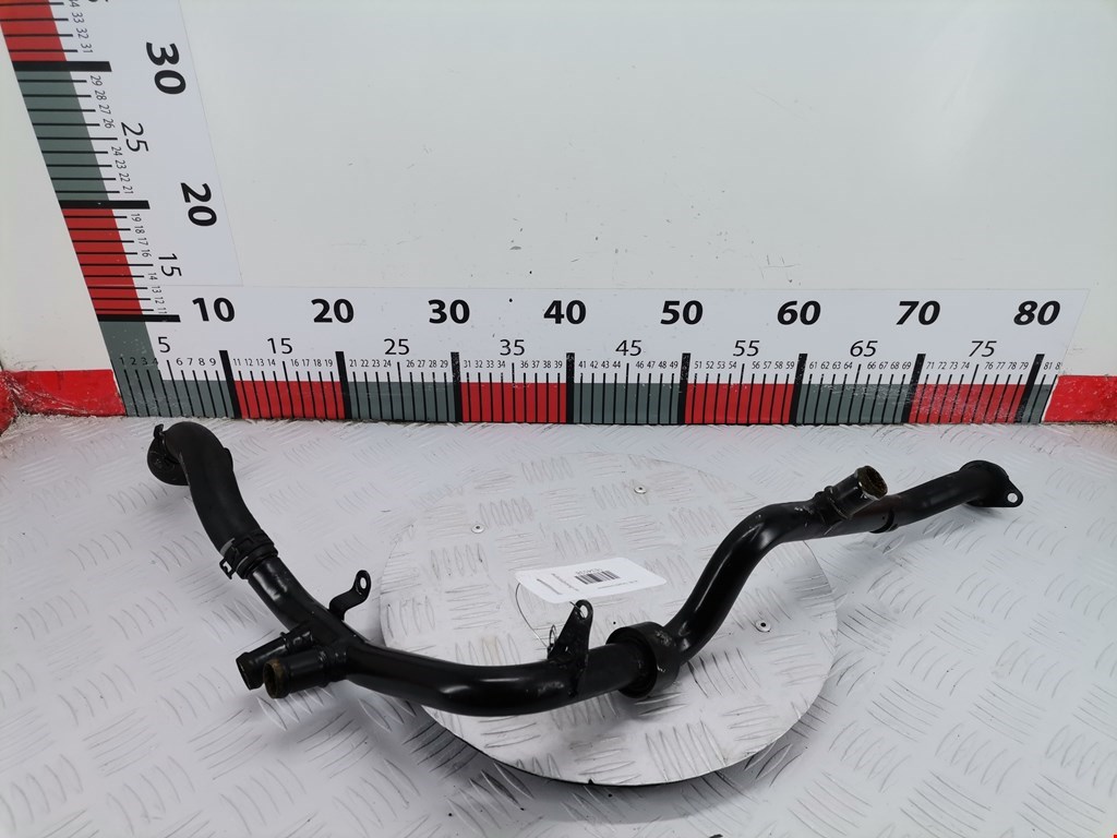 Патрубок AUDI A8 D3 2003-2010