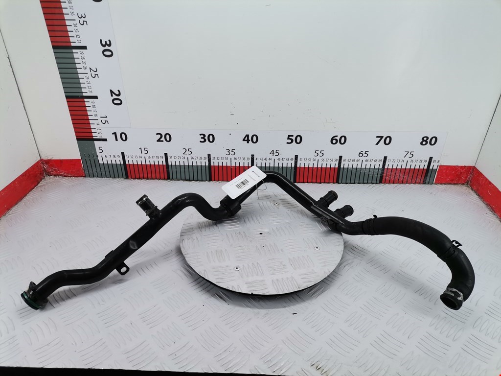 Патрубок AUDI A8 D3 2003-2010