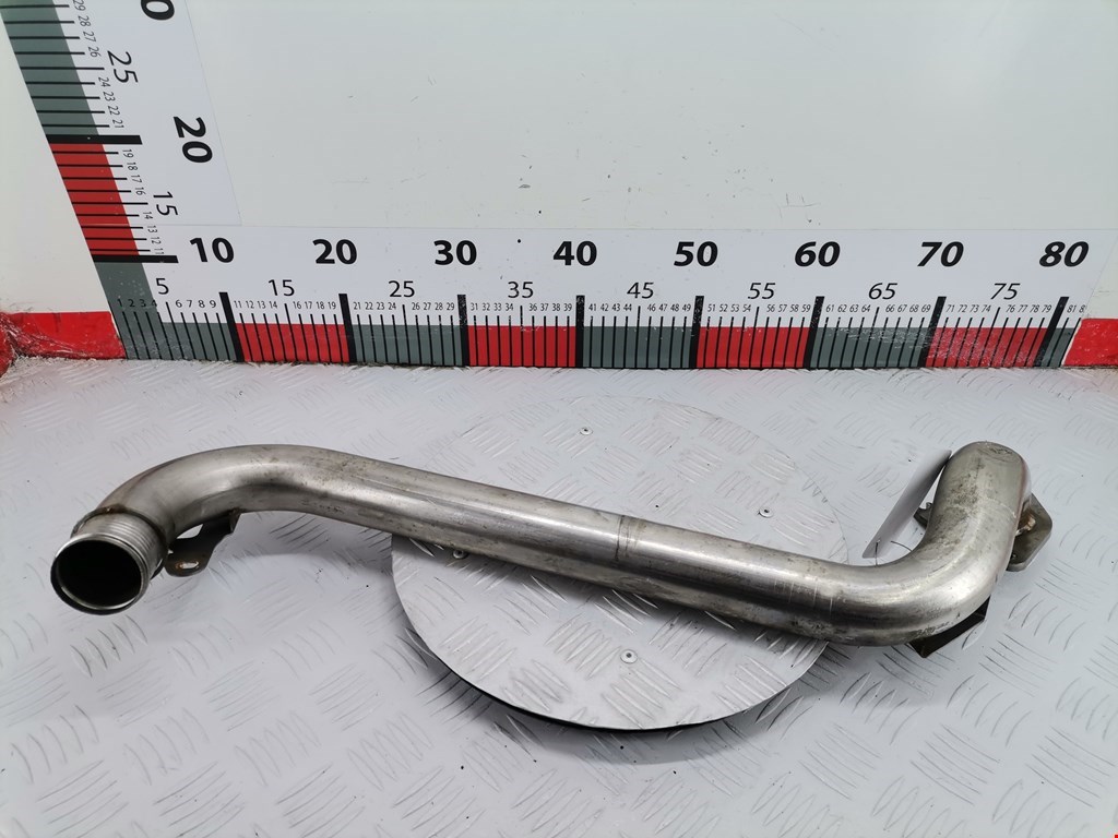 Патрубок интеркулера AUDI A8 D3 2003-2010