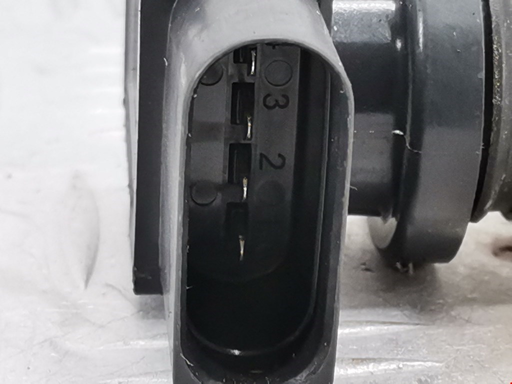 Катушка зажигания VOLKSWAGEN Touran 2003-2010