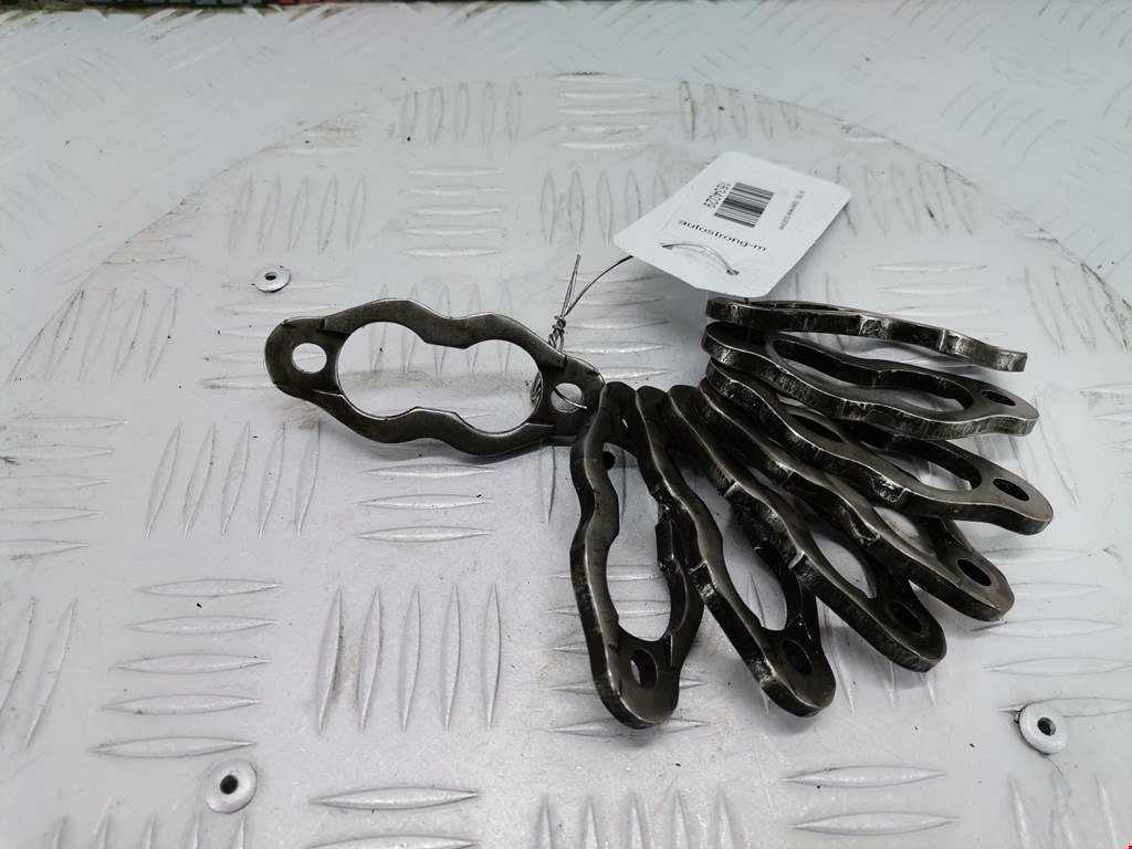 Кронштейн форсунки AUDI A8 D3 2003-2010