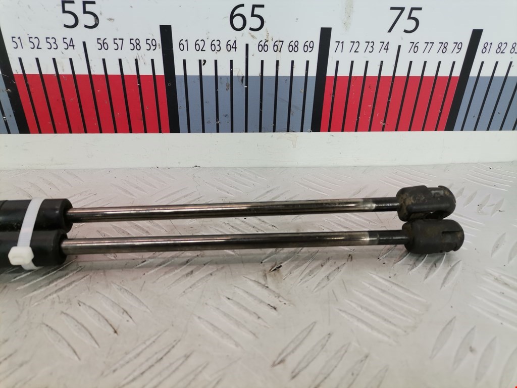 Амортизатор крышки (двери) багажника TOYOTA Corolla Verso E121 AR10 2001-2009