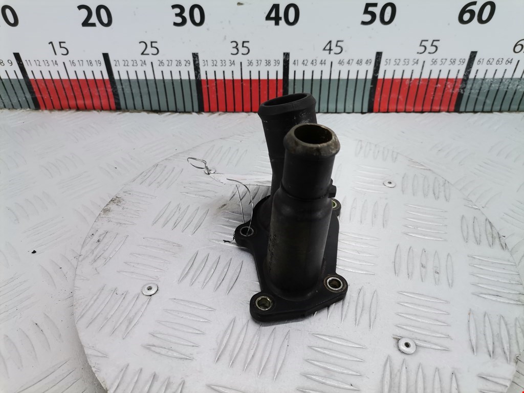 Корпус термостата FORD Focus I 1998-2005