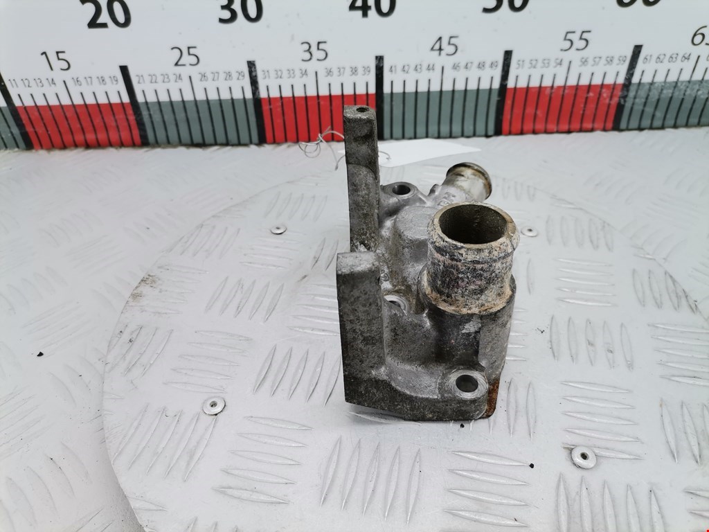 Тройник системы охлаждения FORD Focus I 1998-2005