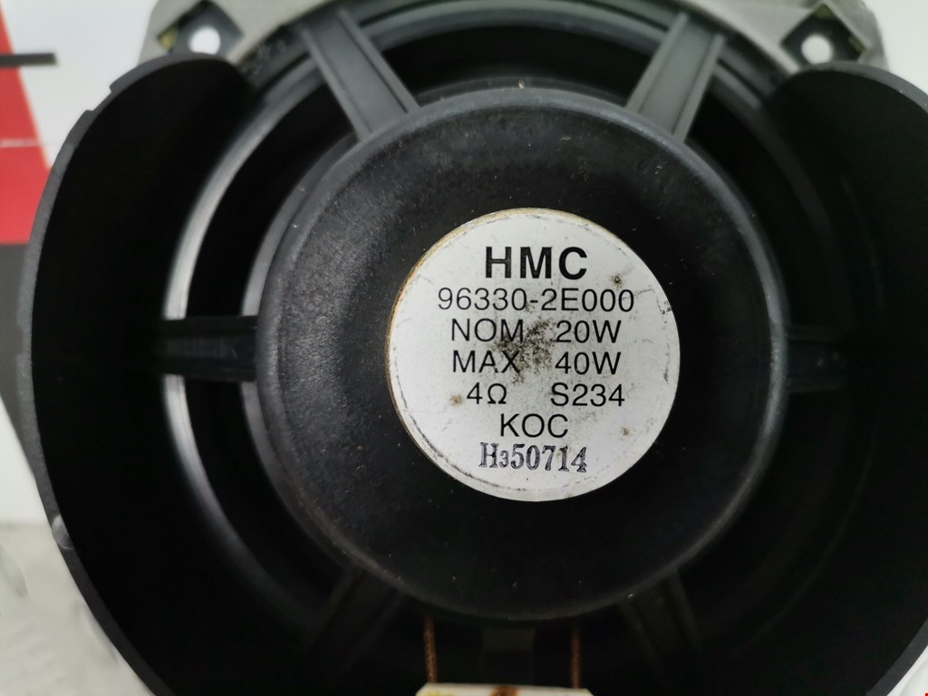 Динамик HYUNDAI Tucson l 2004-2010