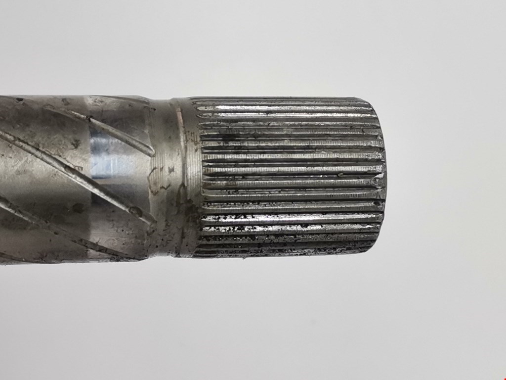 Полуось (привод, приводной вал) передняя правая RENAULT Laguna 2001-2007