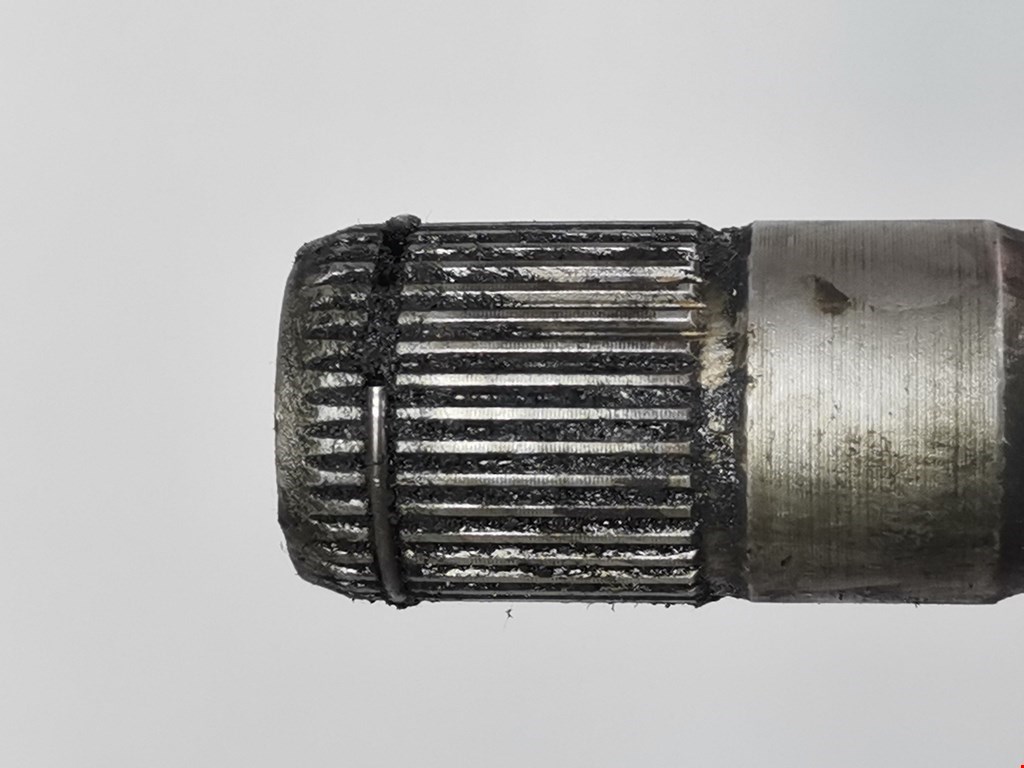 Полуось (привод, приводной вал) передняя правая RENAULT Laguna 2001-2007