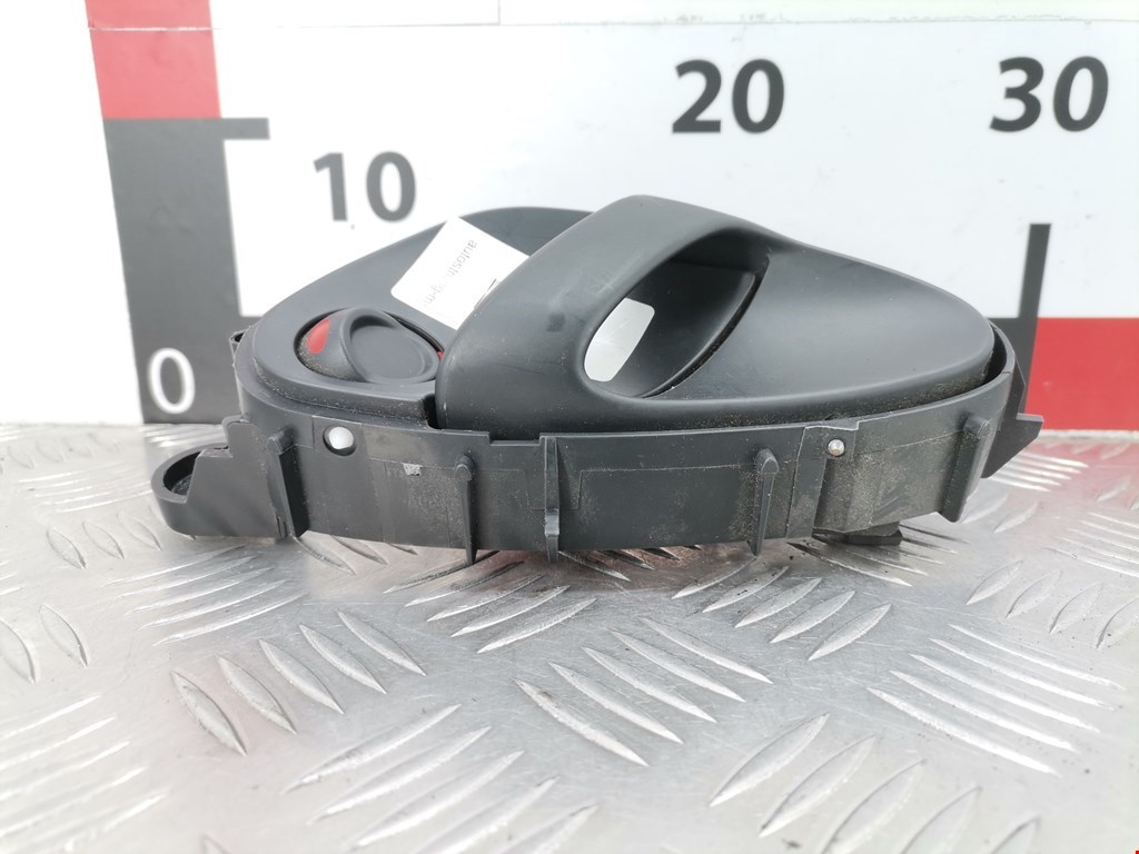 Ручка дверная задняя внутренняя левая CITROEN Xsara 1997-2000