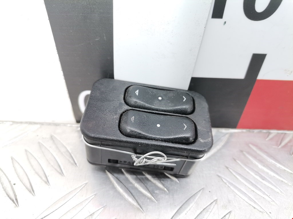 Блок управления стеклоподъемниками OPEL Astra G 1998-2005