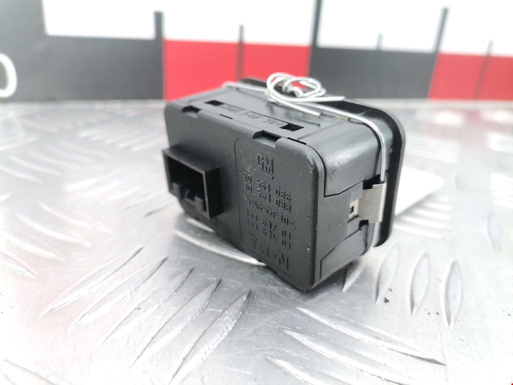 Блок управления стеклоподъемниками OPEL Astra G 1998-2005