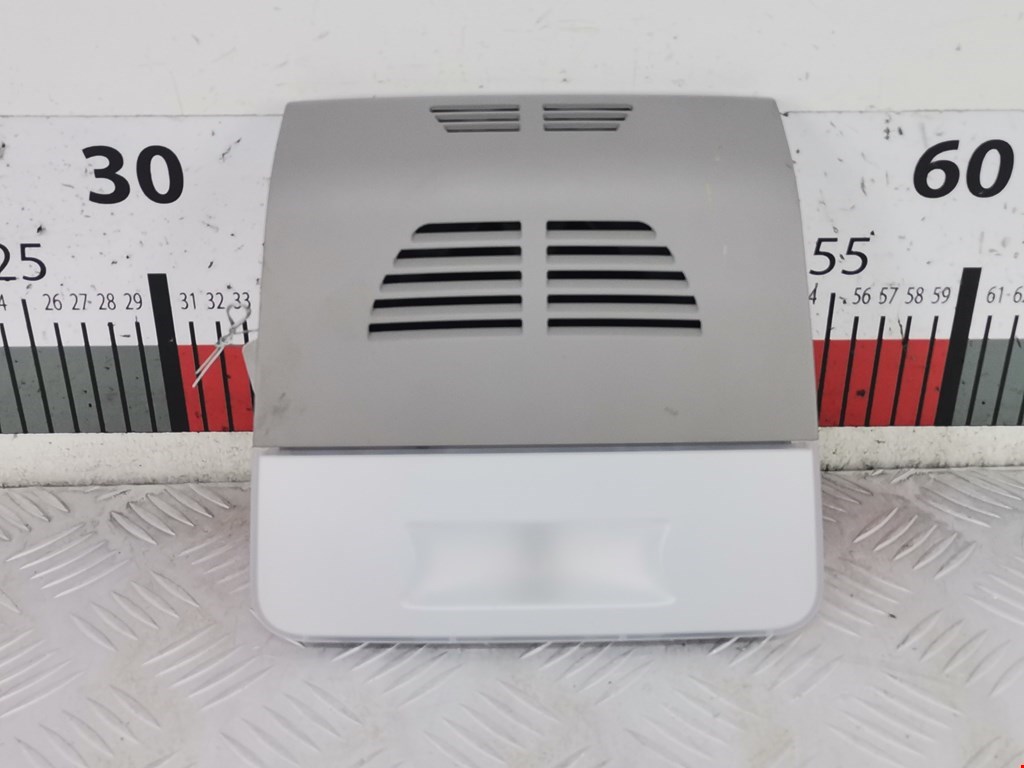 Плафон салонный (салона фонарь) BMW X1 E84 2009-2015