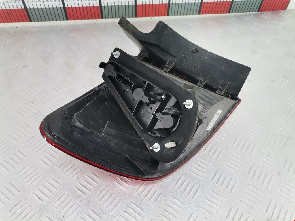 Фонарь задний правый BMW X1 E84 2009-2015