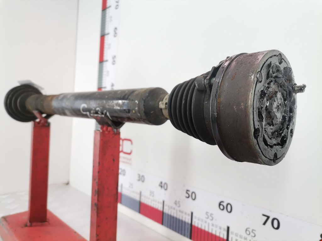 Полуось (привод, приводной вал) передняя правая VOLKSWAGEN Touran 2003-2010