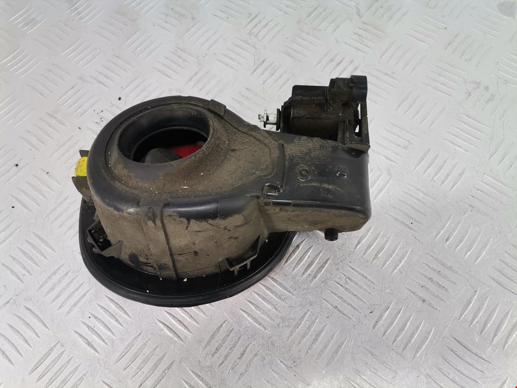 Лючок бензобака OPEL Astra J 2009-2017