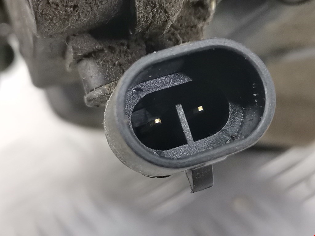 Лючок бензобака OPEL Astra J 2009-2017