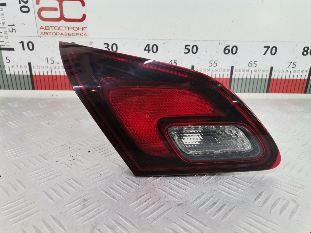 Фонарь задний внутренний левый OPEL Astra J 2009-2017