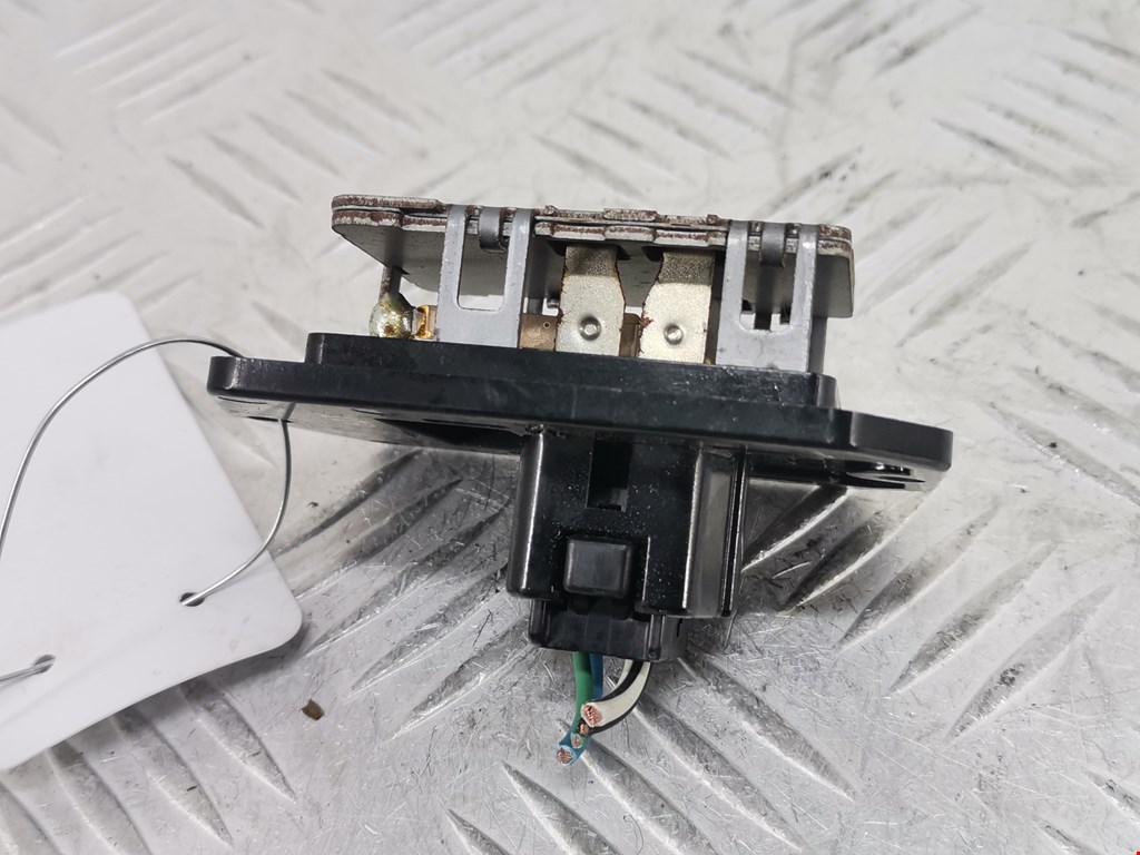 Резистор отопителя (сопротивление печки) TOYOTA Yaris II XP50 2005-2011