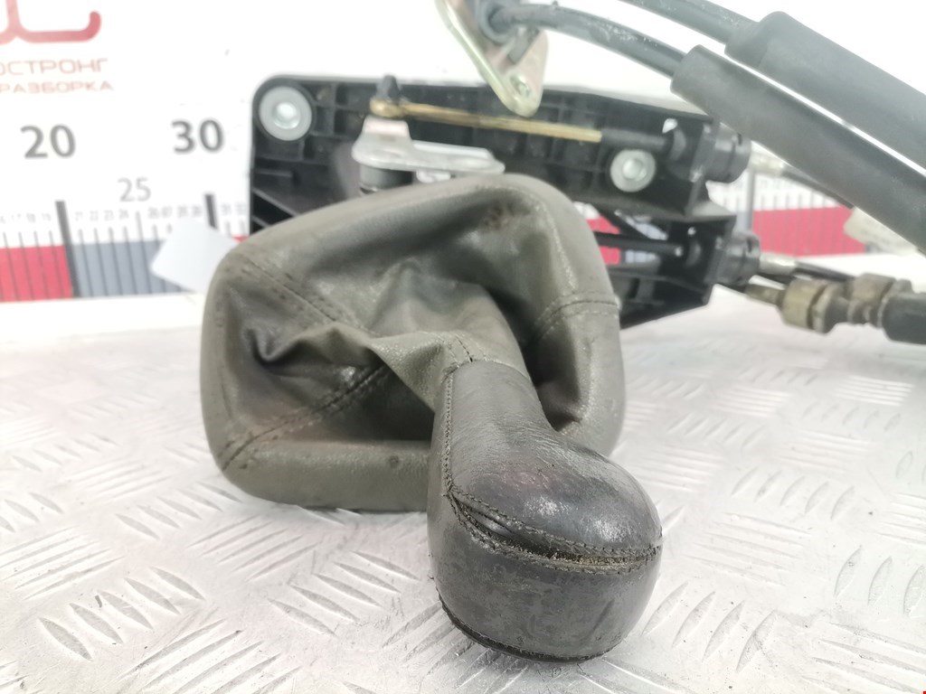 Кулиса (селектор) АКПП/МКПП в салоне VOLVO V40 I 1995-2004