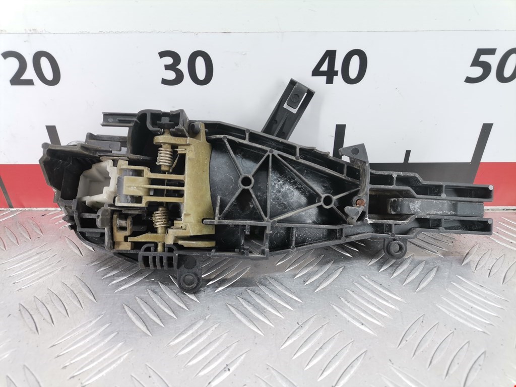 Ручка двери задней наружная левая BMW 3er E90/E91 2005-2012