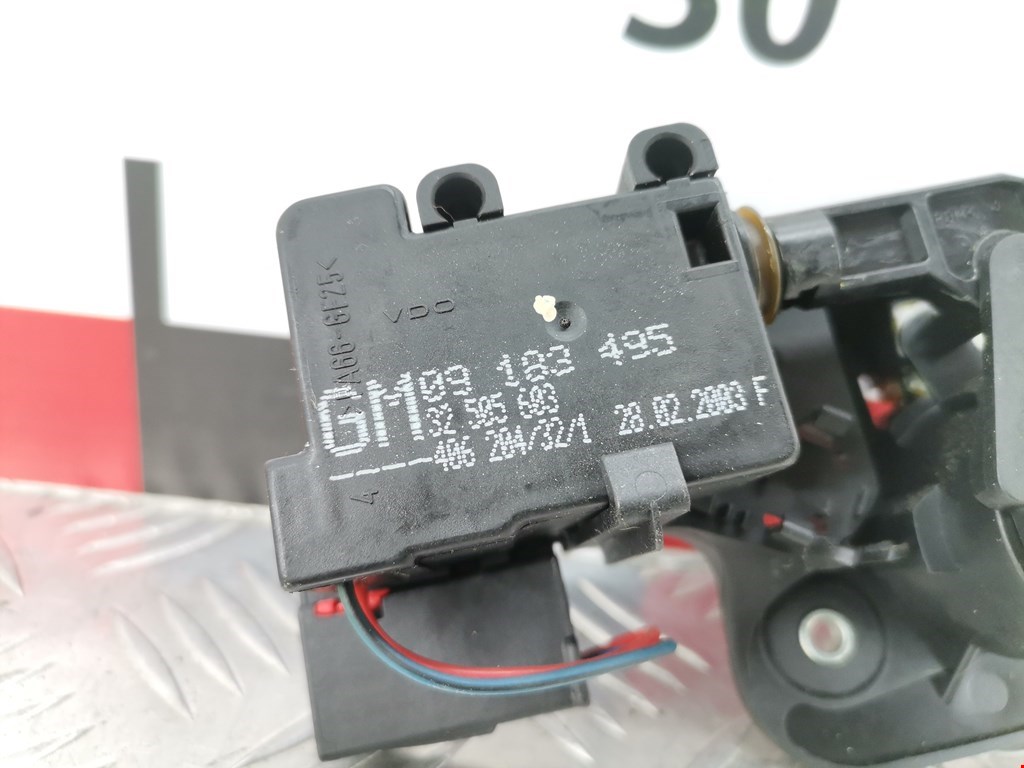 Ручка двери багажника наружная OPEL Corsa C 2000-2006