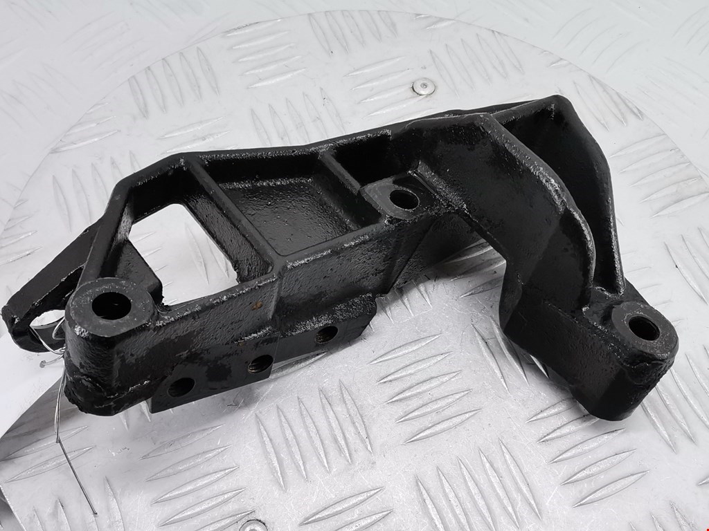 Кронштейн (крепление лапа) двигателя Opel Zafira A (1999-2006)