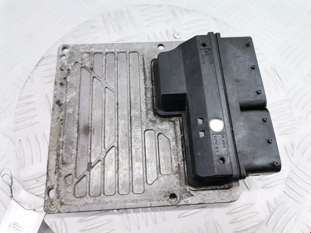 Блок управления двигателя (ЭБУ) MERCEDES-BENZ C-Class C-klasse W203 2000-2007