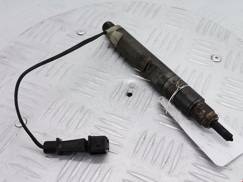 Форсунка дизельная электрическая VOLKSWAGEN Passat B5 1997-2005