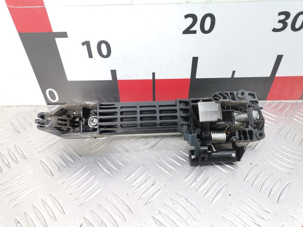 Ручка двери передней наружная левая TOYOTA Avensis 2003-2008