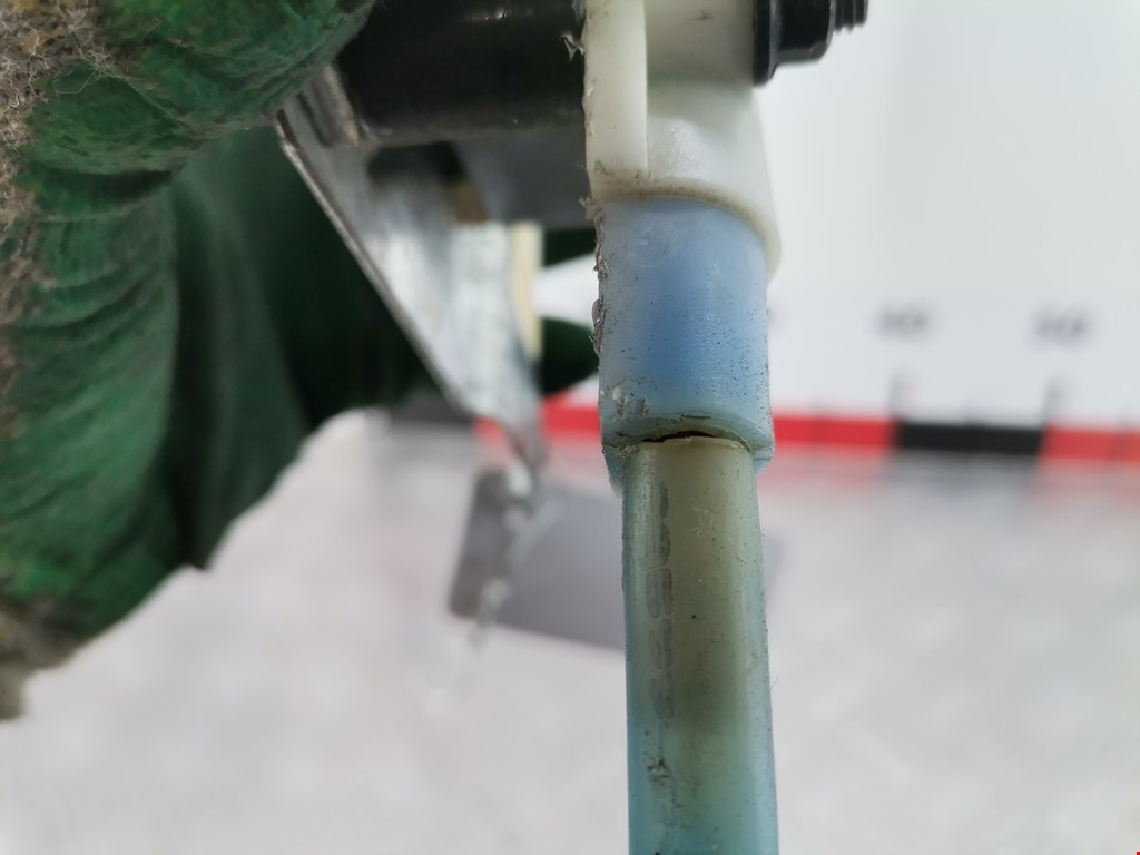 Стеклоподъемник задний левый JEEP Cherokee XJ 1984-2001