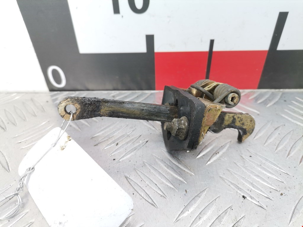 Ограничитель открывания двери JEEP Cherokee XJ 1984-2001