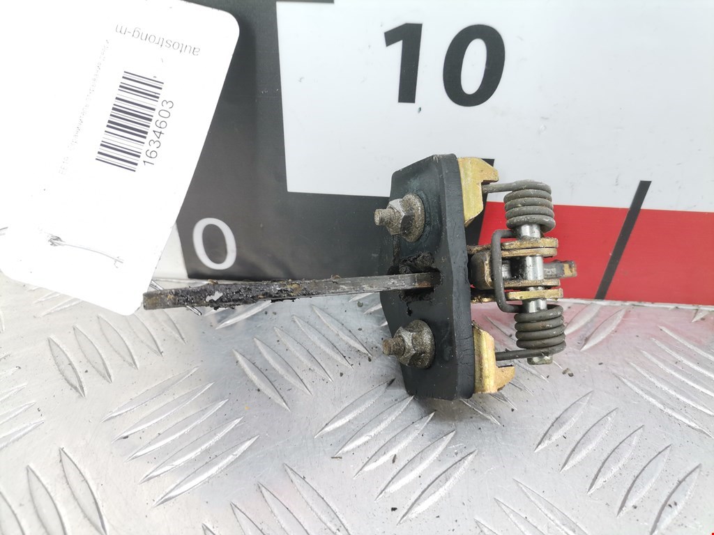 Ограничитель открывания двери JEEP Cherokee XJ 1984-2001